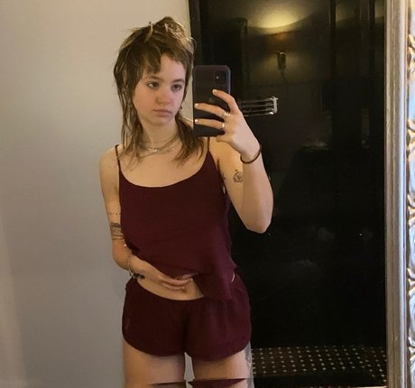 Foto desnuda filtrada de OnlyFans de Femalien