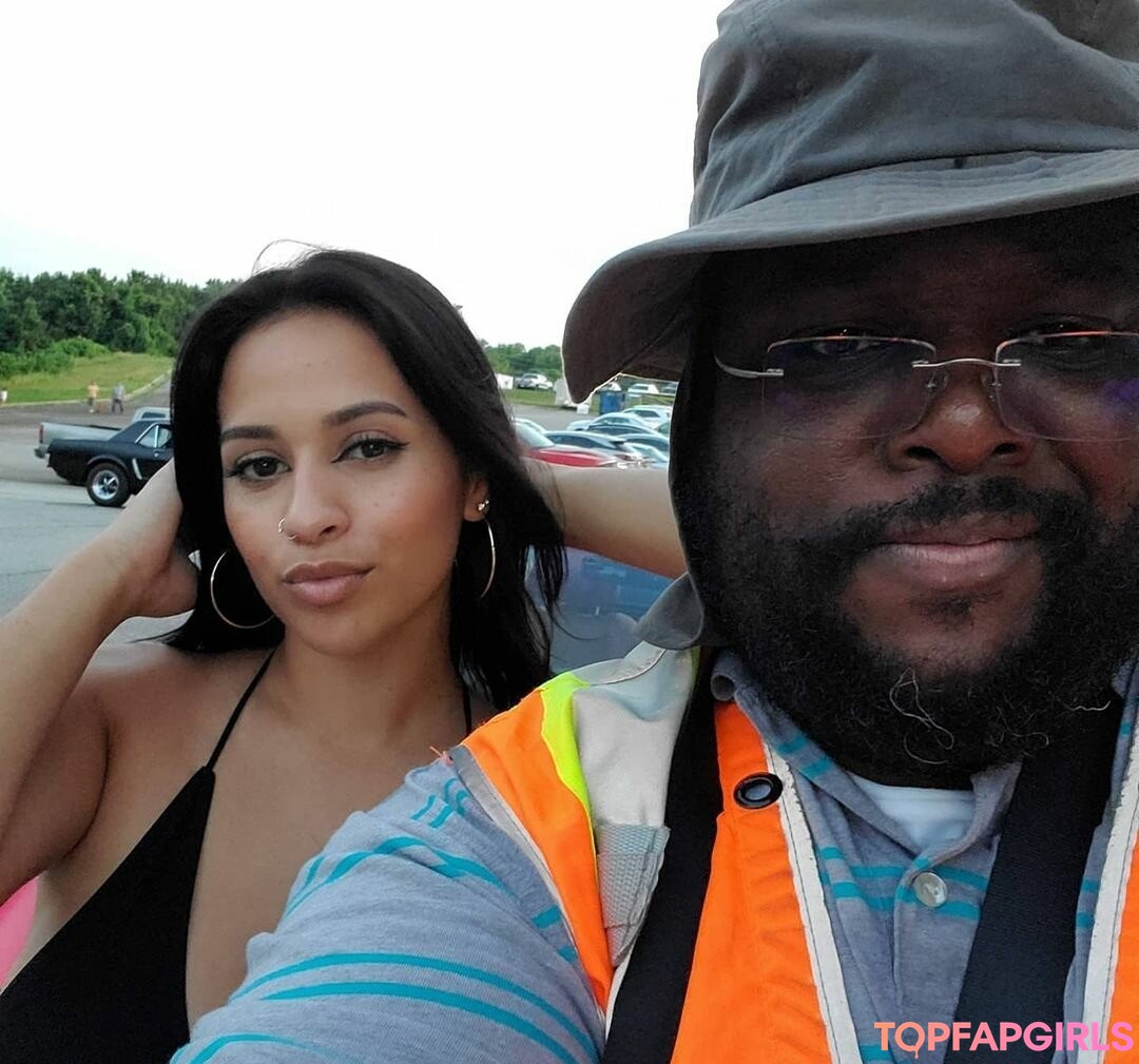 Foto desnuda filtrada de OnlyFans de Meli Kissmyspickass #3 Foto desnuda filtrada de OnlyFans de Meli Kissmyspickass #3