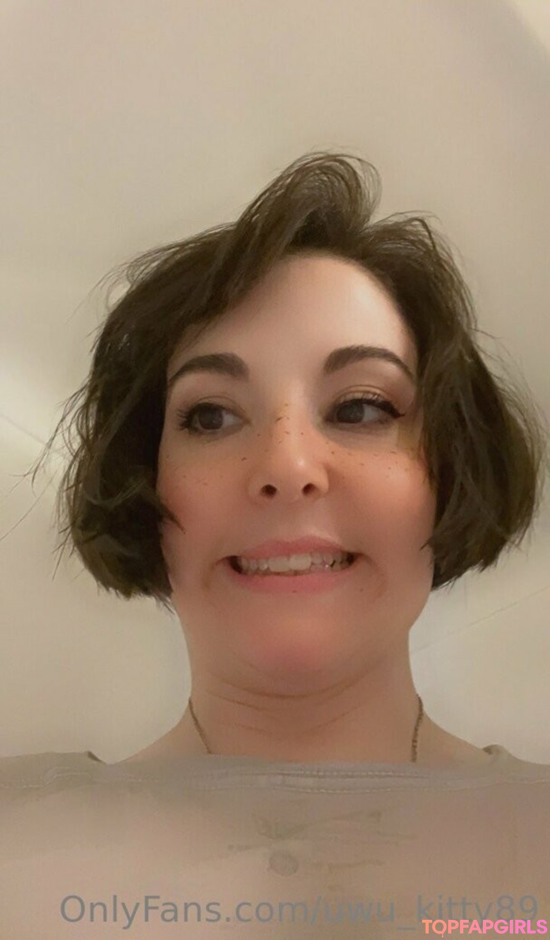 Foto desnuda filtrada de OnlyFans de Uwukitty89 #16 Foto desnuda filtrada de OnlyFans de Uwukitty89 #16