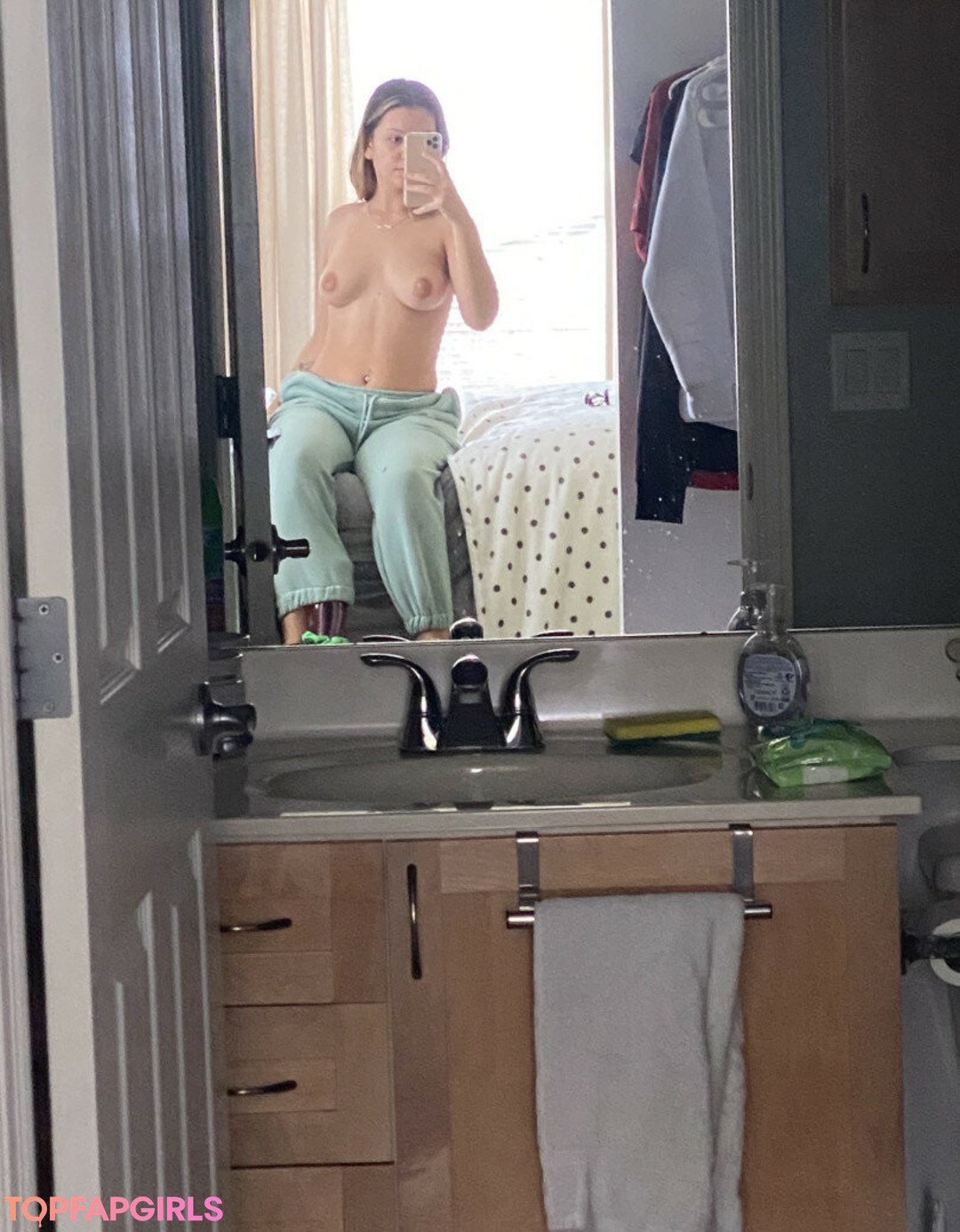 Foto desnuda filtrada de OnlyFans de Silkyvinyl #113 Foto desnuda filtrada de OnlyFans de Silkyvinyl #113