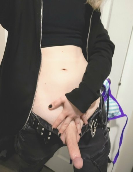 Foto desnuda filtrada de OnlyFans de Realgril