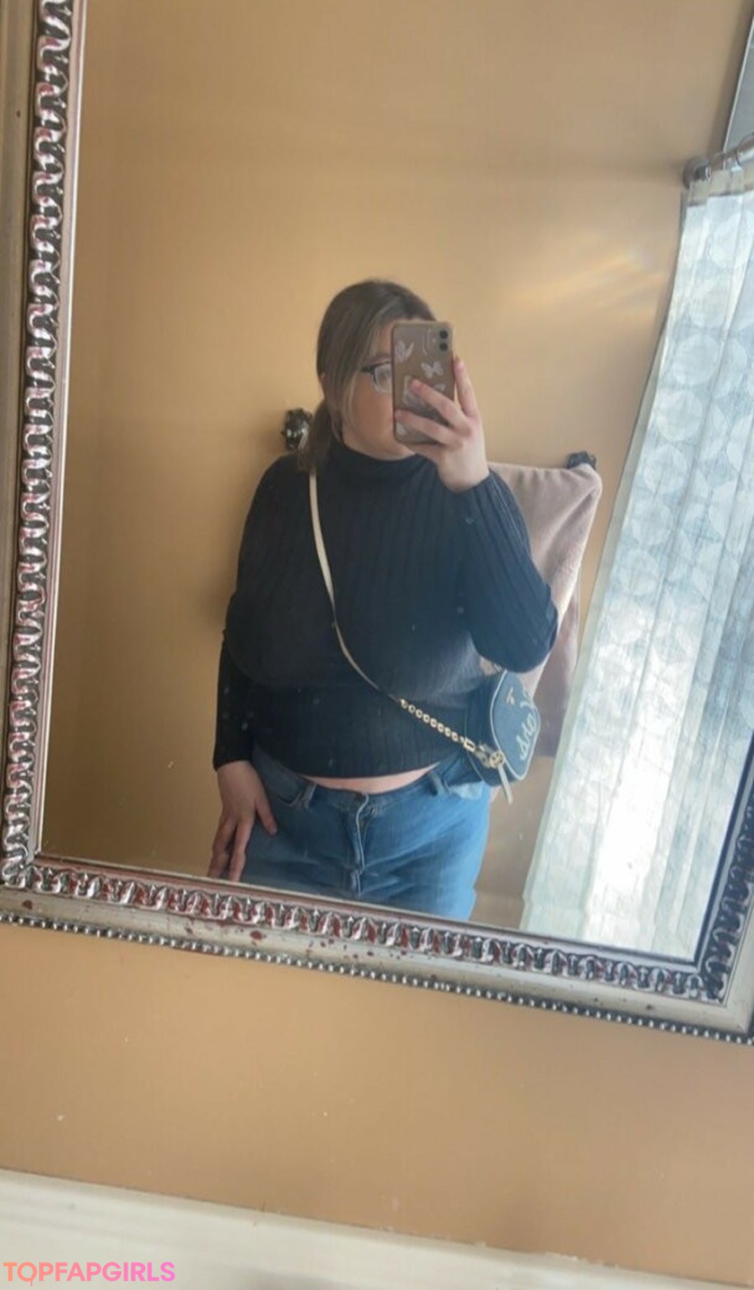 Foto desnuda filtrada de OnlyFans de Baddiealexaaa #103 Foto desnuda filtrada de OnlyFans de Baddiealexaaa #103