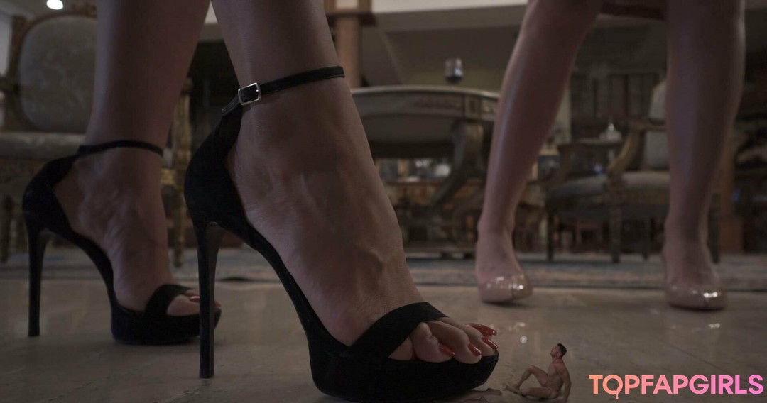 Foto desnuda filtrada de OnlyFans de Giantessroma #21 Foto desnuda filtrada de OnlyFans de Giantessroma #21