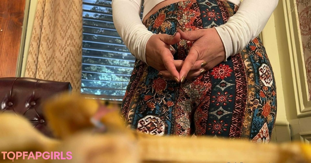 Foto desnuda filtrada de OnlyFans de Giantessroma #74 Foto desnuda filtrada de OnlyFans de Giantessroma #74