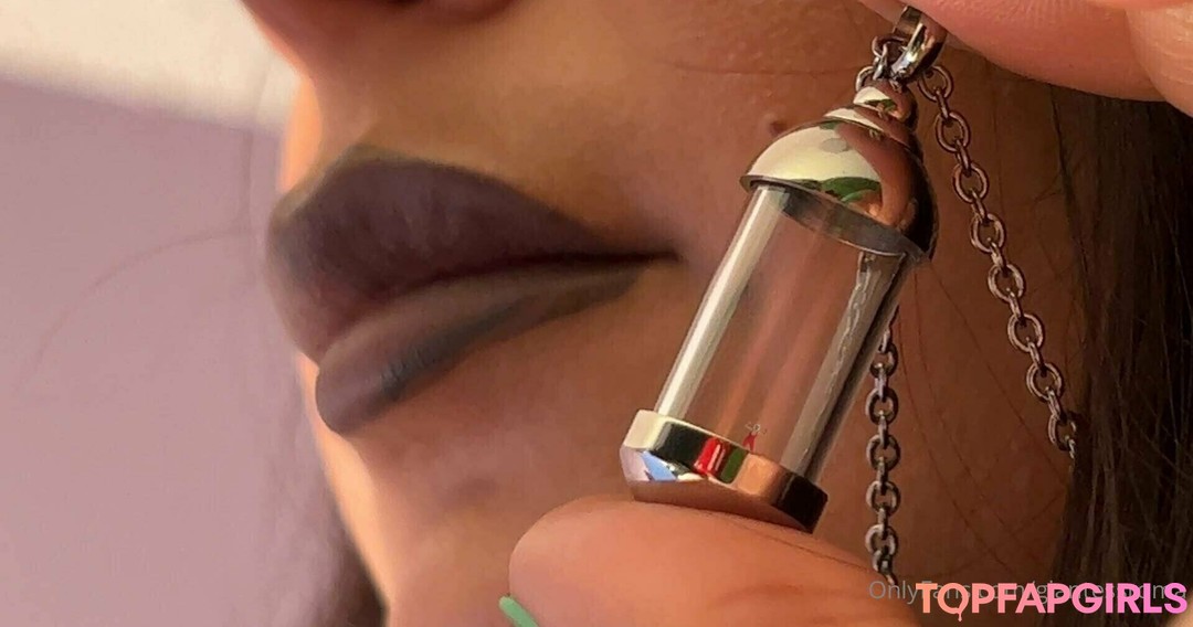 Foto desnuda filtrada de OnlyFans de Giantessroma #87 Foto desnuda filtrada de OnlyFans de Giantessroma #87