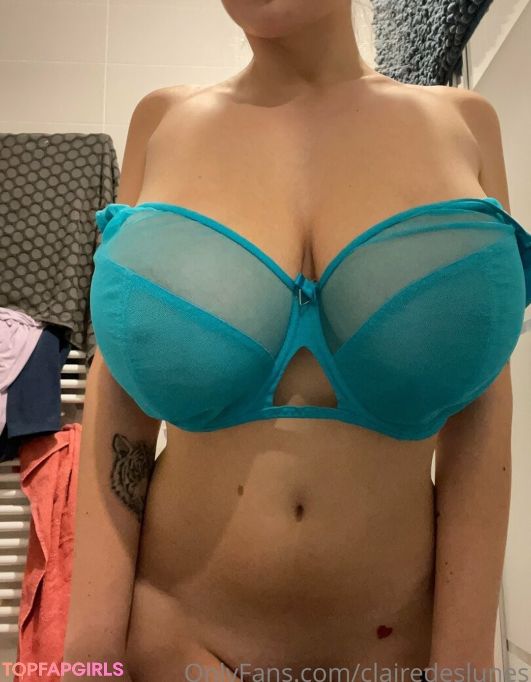 Foto desnuda filtrada de OnlyFans de Clairedeslunes #175 Foto desnuda filtrada de OnlyFans de Clairedeslunes #175