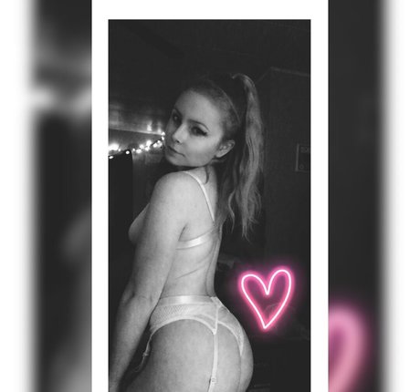 Foto desnuda filtrada de OnlyFans de Satansxxspawn