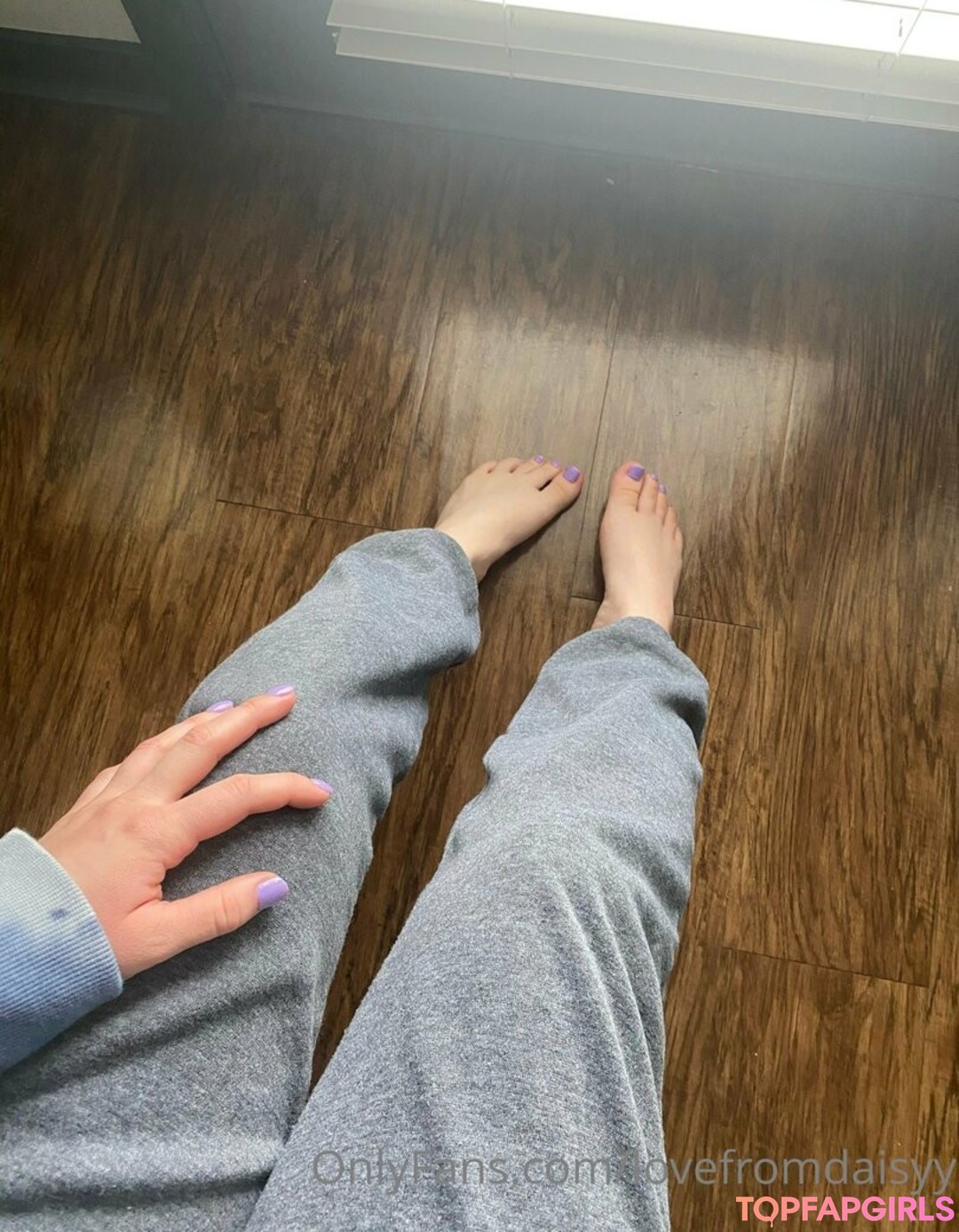 Foto desnuda filtrada de OnlyFans de Lovefromdaisyy #13 Foto desnuda filtrada de OnlyFans de Lovefromdaisyy #13