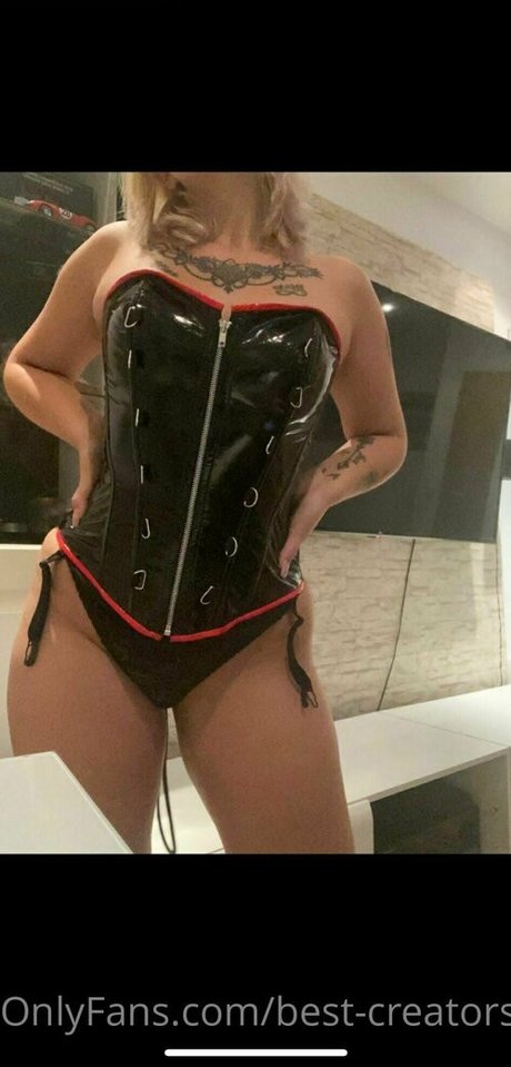 Foto desnuda filtrada de OnlyFans de Bestcreators