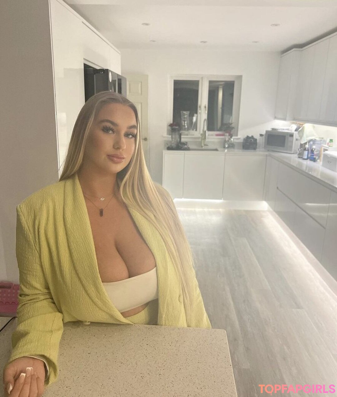 Foto desnuda filtrada de OnlyFans de Caitlinn G #8 Foto desnuda filtrada de OnlyFans de Caitlinn G #8