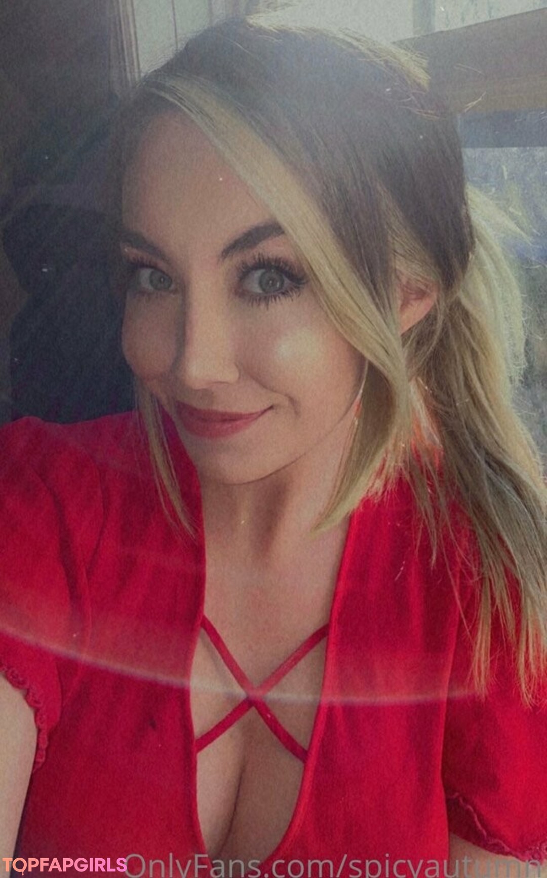 Foto desnuda filtrada de OnlyFans de Spicyautumn #20 Foto desnuda filtrada de OnlyFans de Spicyautumn #20