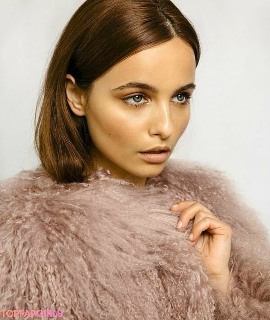 Foto desnuda filtrada de OnlyFans de Ruxandra Porojnicu #18 Foto desnuda filtrada de OnlyFans de Ruxandra Porojnicu #18