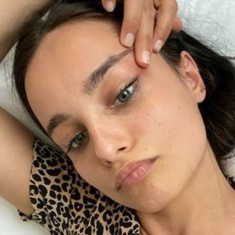 Foto desnuda filtrada de OnlyFans de Ruxandra Porojnicu