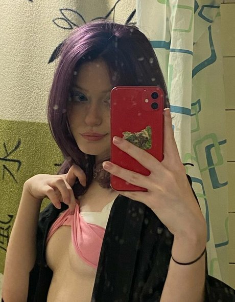 Foto desnuda filtrada de OnlyFans de Kosha1ne