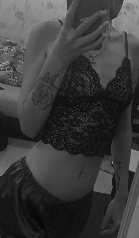 Foto desnuda filtrada de OnlyFans de Katfox