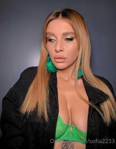 Foto desnuda filtrada de OnlyFans de Sofia2233