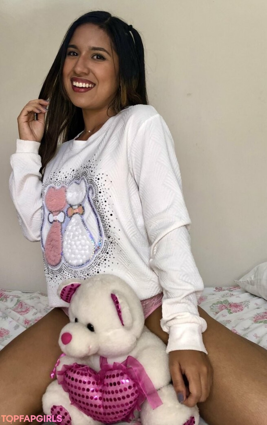 Foto desnuda filtrada de OnlyFans de Juliarocavip #51 Foto desnuda filtrada de OnlyFans de Juliarocavip #51