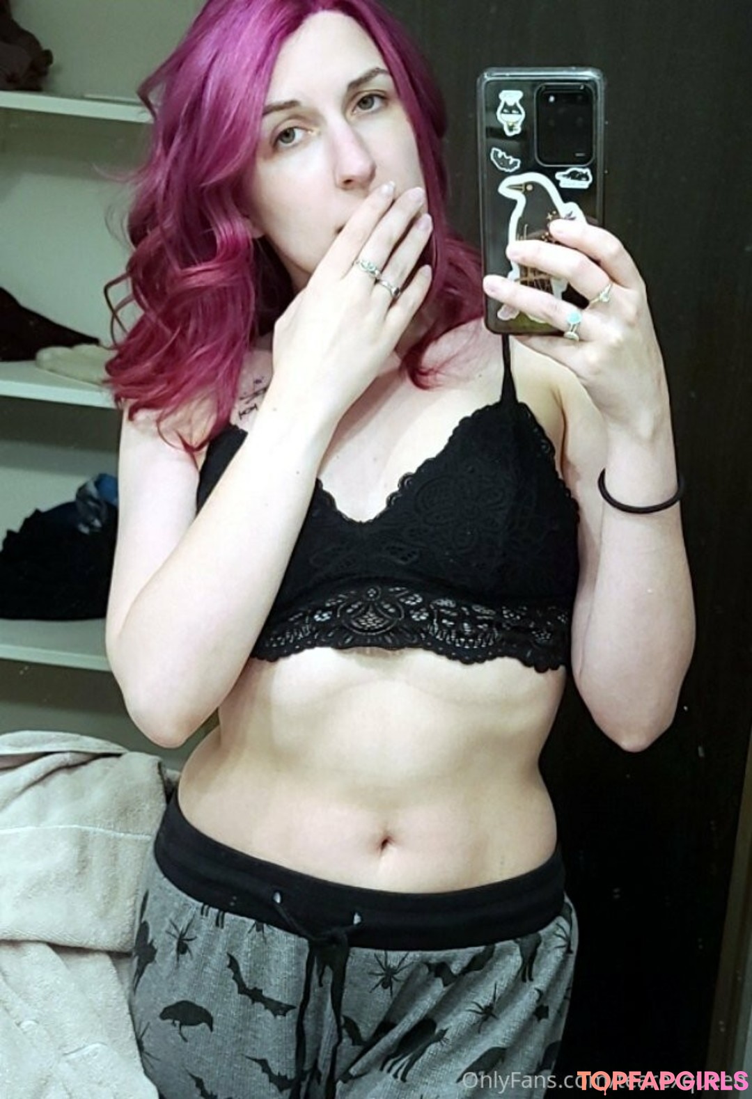 Foto desnuda filtrada de OnlyFans de Tearexqueen #25 Foto desnuda filtrada de OnlyFans de Tearexqueen #25