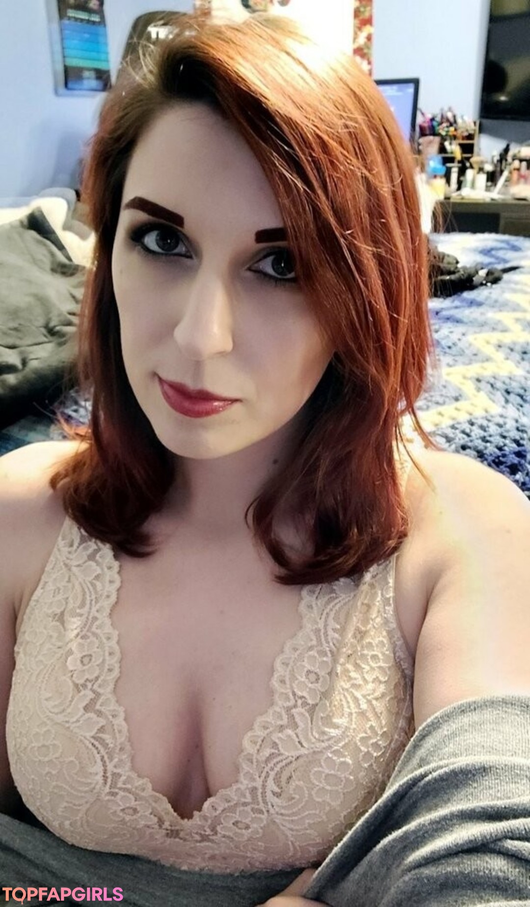 Foto desnuda filtrada de OnlyFans de Tearexqueen #87 Foto desnuda filtrada de OnlyFans de Tearexqueen #87