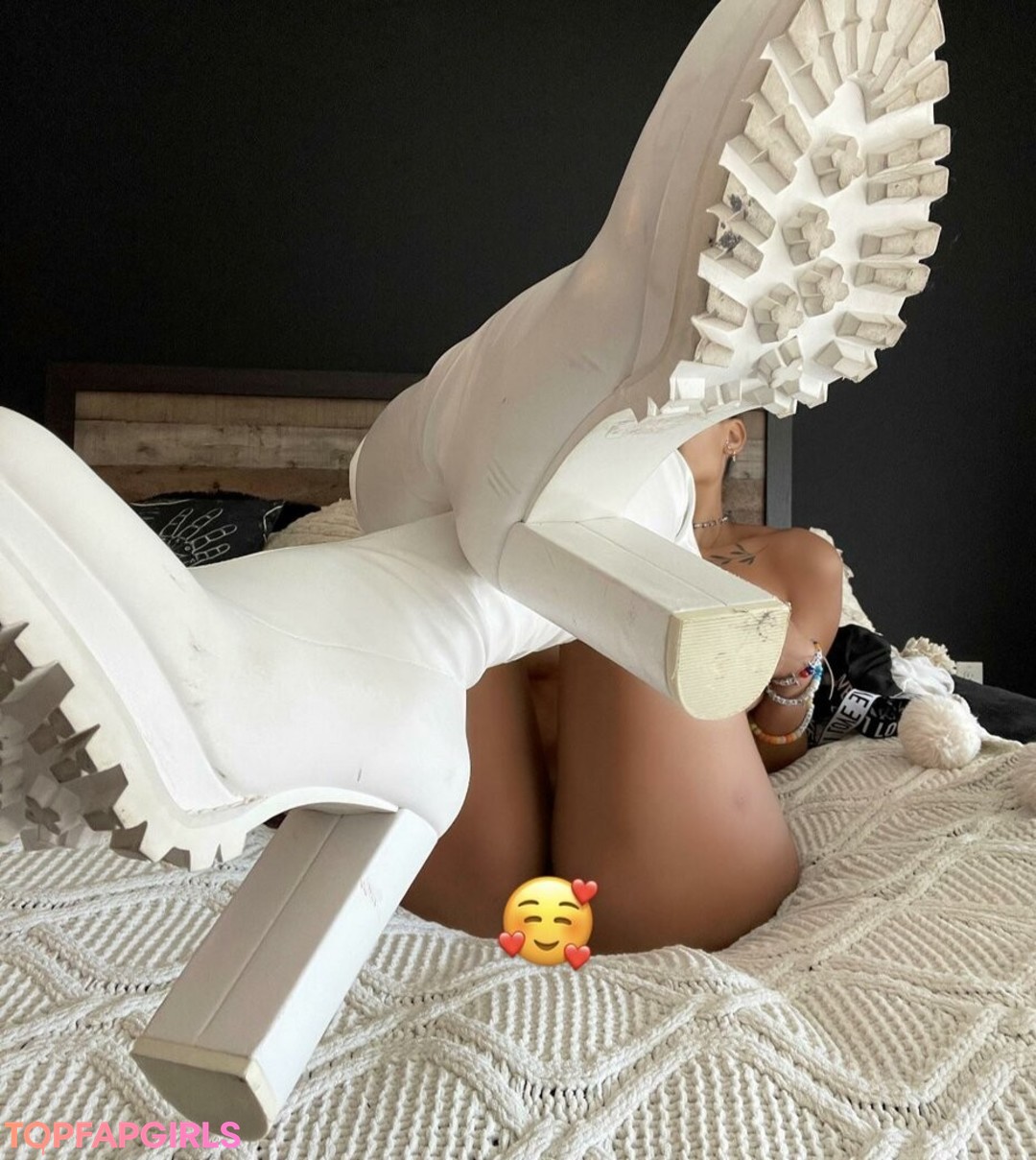 Foto desnuda filtrada de OnlyFans de Daddieslittlefox #4 Foto desnuda filtrada de OnlyFans de Daddieslittlefox #4