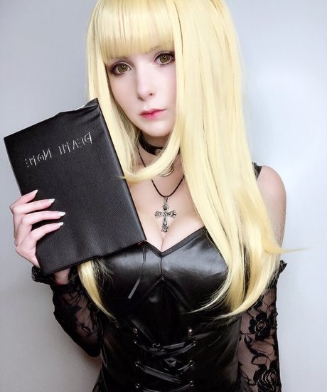Nikachi Nika Kotova