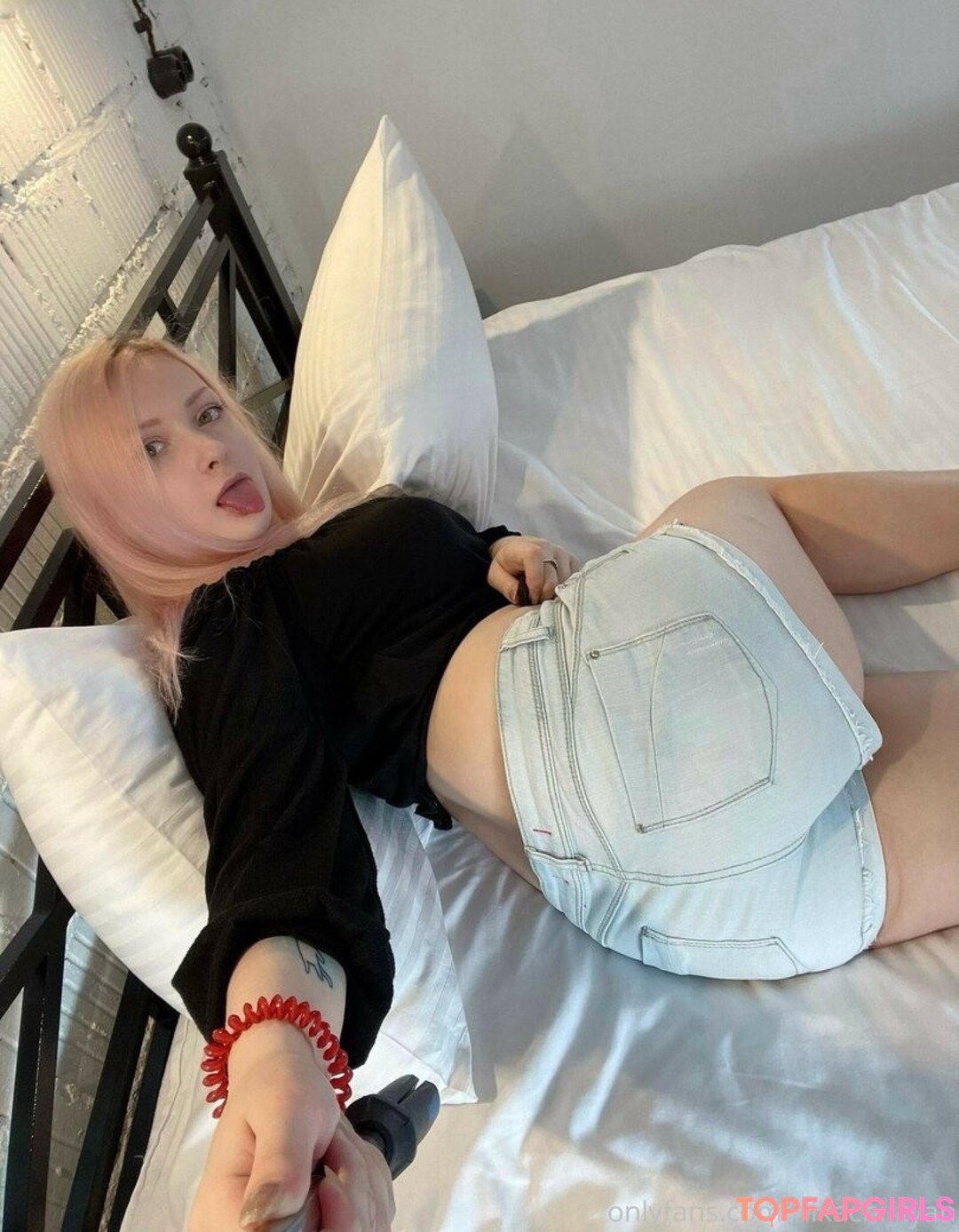 Foto desnuda filtrada de OnlyFans de Nikachi Nika Kotova #398 Foto desnuda filtrada de OnlyFans de Nikachi Nika Kotova #398