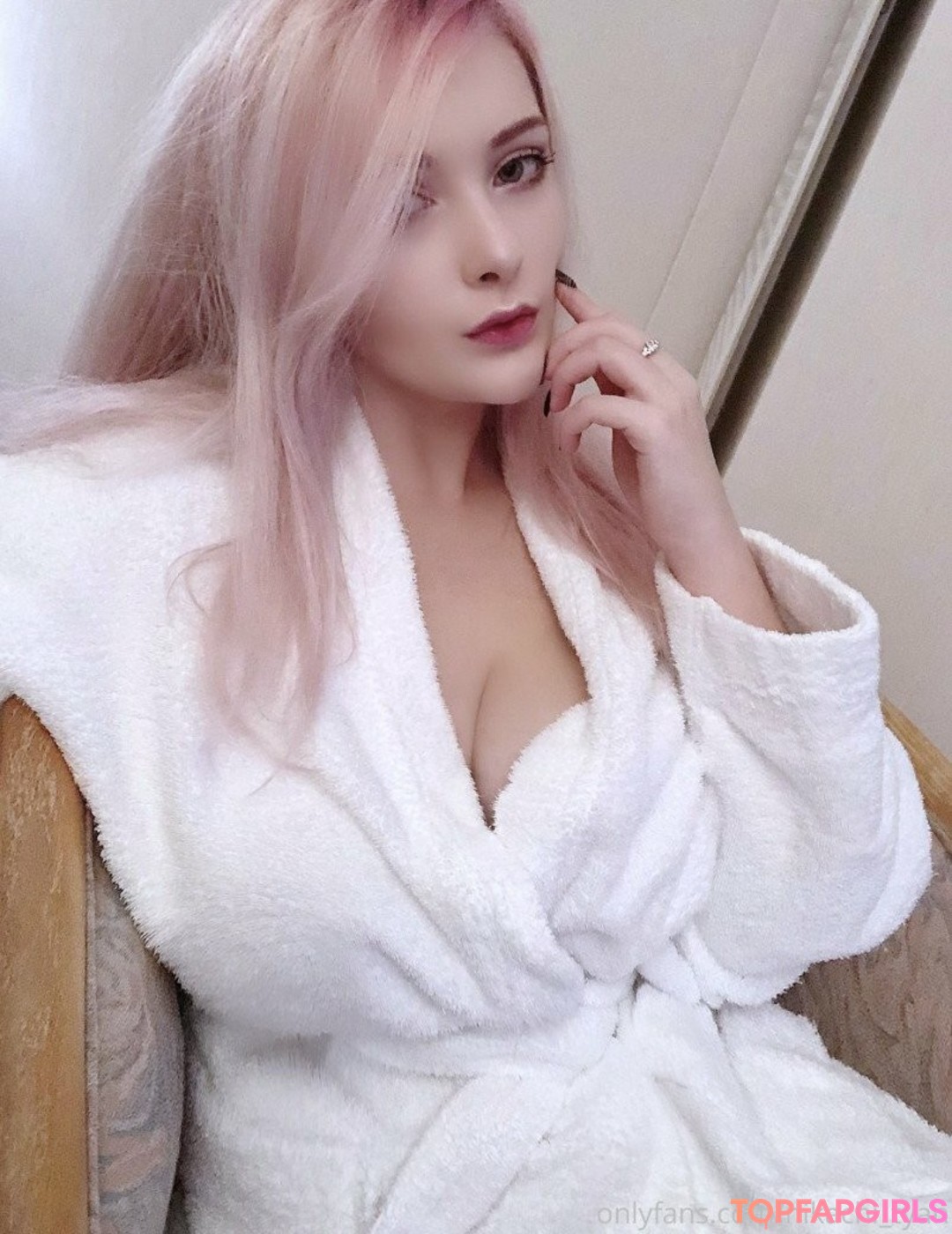 Foto desnuda filtrada de OnlyFans de Nikachi Nika Kotova #456 Foto desnuda filtrada de OnlyFans de Nikachi Nika Kotova #456