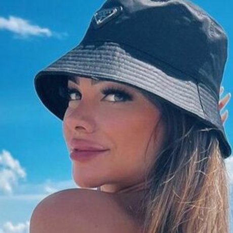 Foto desnuda filtrada de OnlyFans de Marifalconiere