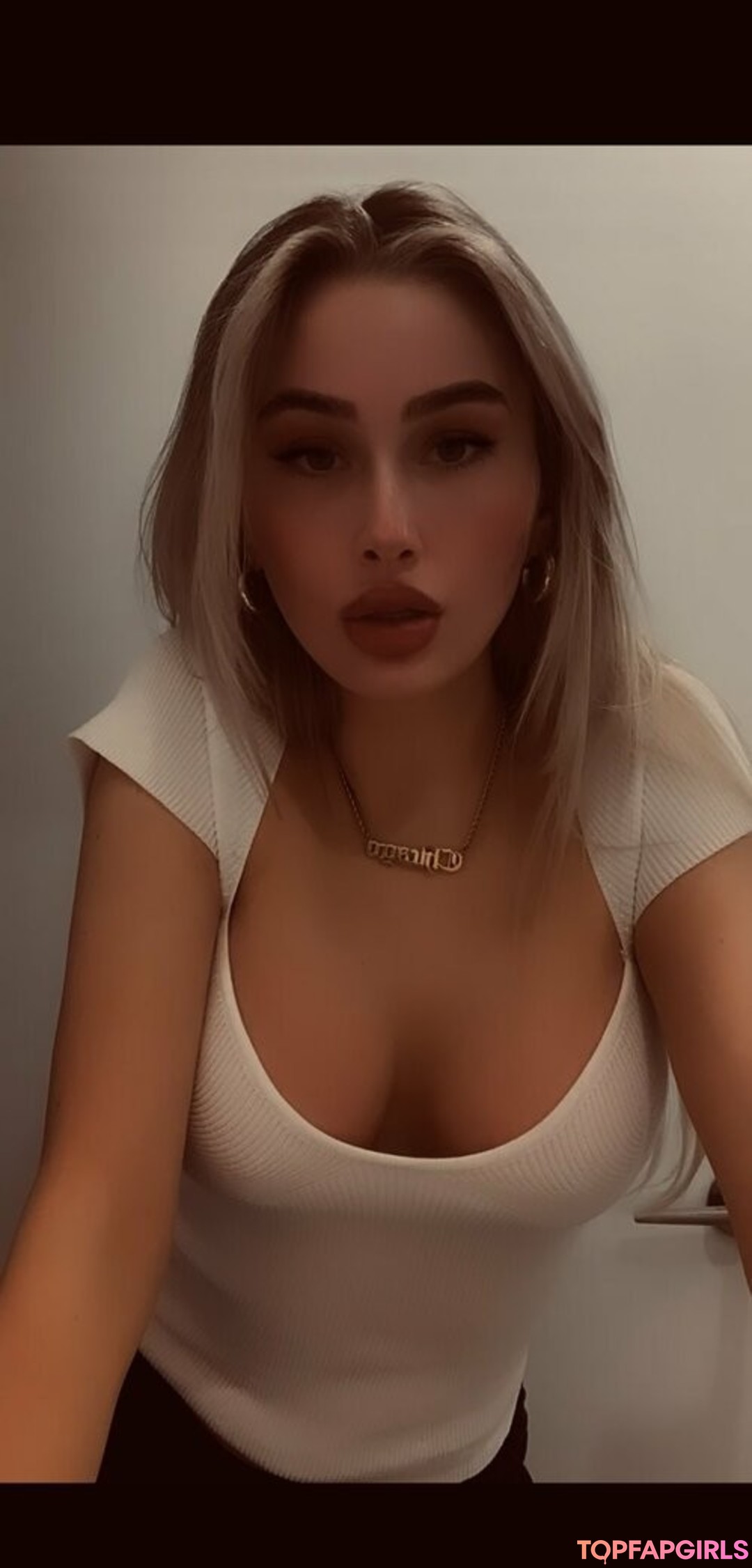 Foto desnuda filtrada de OnlyFans de Dressupblondie #20 Foto desnuda filtrada de OnlyFans de Dressupblondie #20