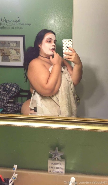 Foto desnuda filtrada de OnlyFans de Jenniebooty87