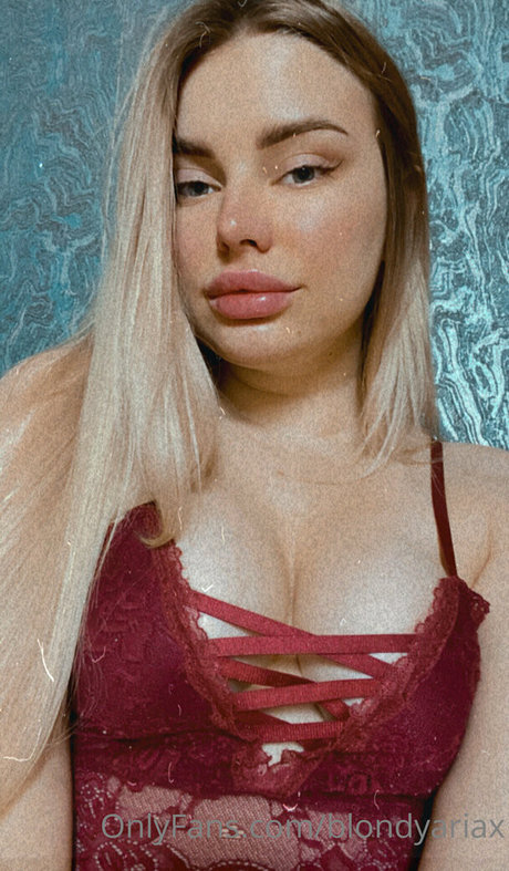 Blondyariax
