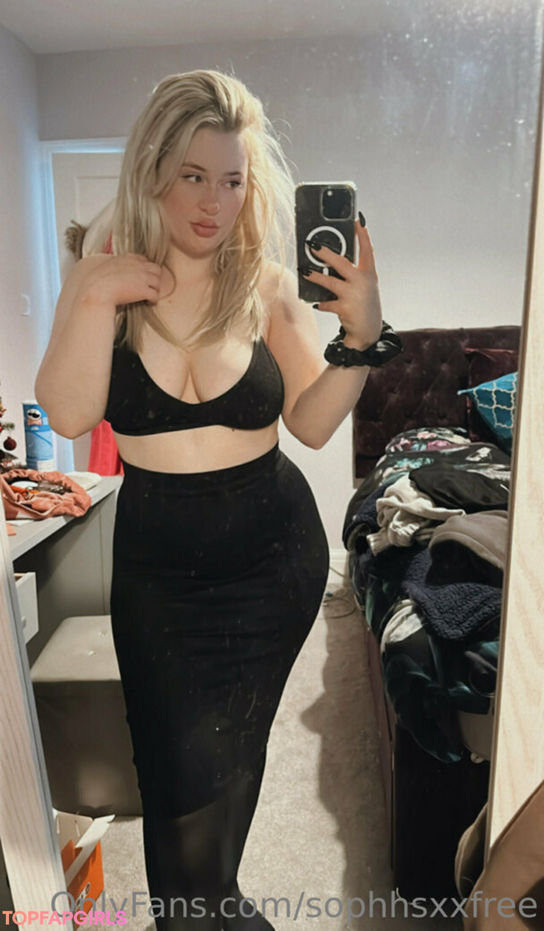 Foto desnuda filtrada de OnlyFans de Sophhsxxfree #8 Foto desnuda filtrada de OnlyFans de Sophhsxxfree #8