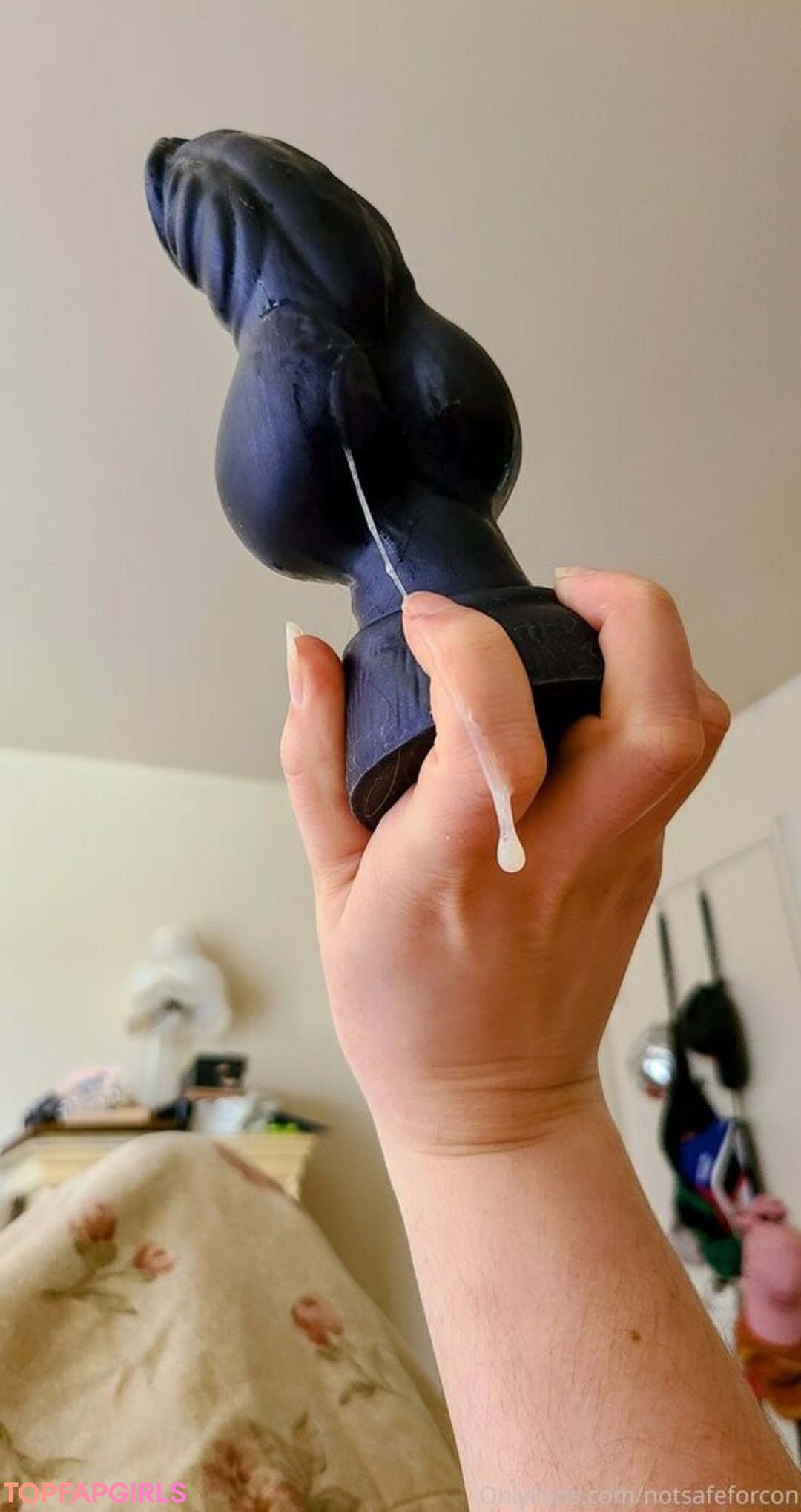 Foto desnuda filtrada de OnlyFans de Notsafeforcon #69 Foto desnuda filtrada de OnlyFans de Notsafeforcon #69