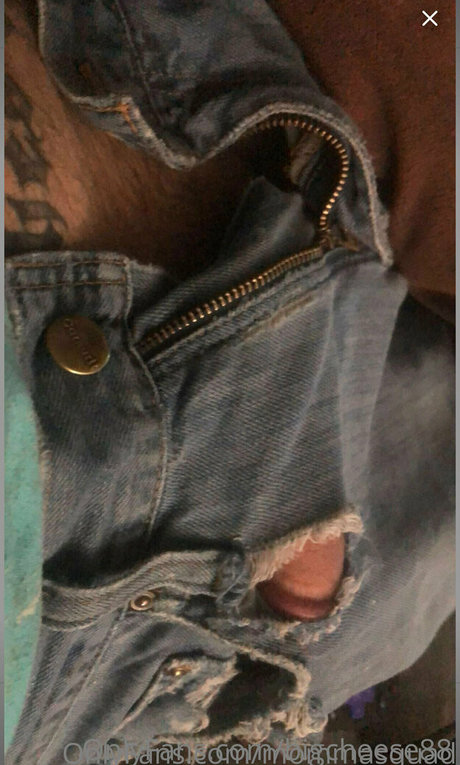 Foto desnuda filtrada de OnlyFans de Mommasquad