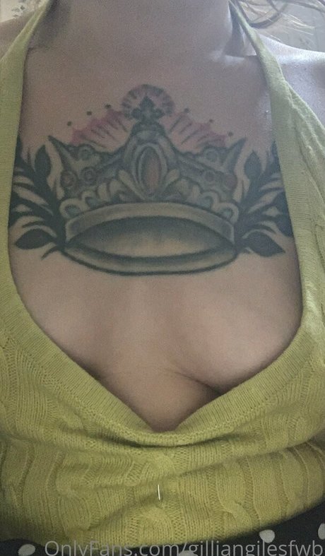 Foto desnuda filtrada de OnlyFans de Gilliangilesfwb