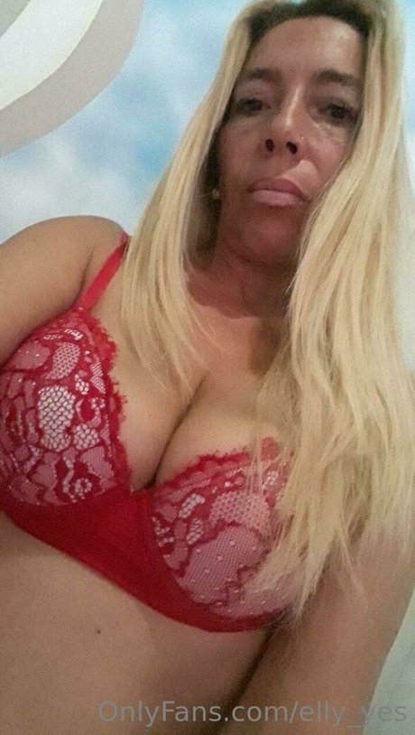 Elly_yes