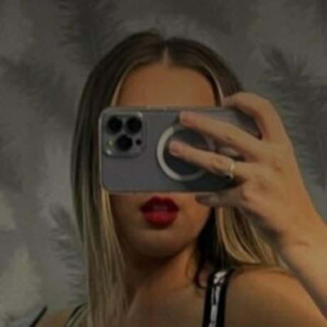 Foto desnuda filtrada de OnlyFans de Courtney Higgins