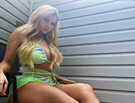 Foto desnuda filtrada de OnlyFans de Miss Larkan