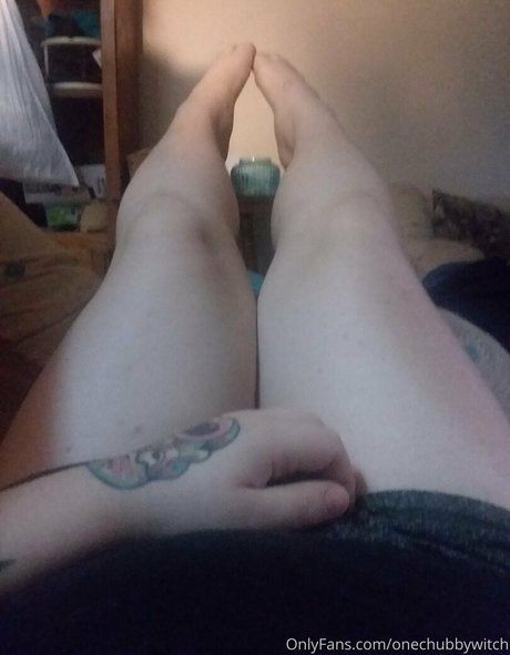 Foto desnuda filtrada de OnlyFans de Onechubbywitch
