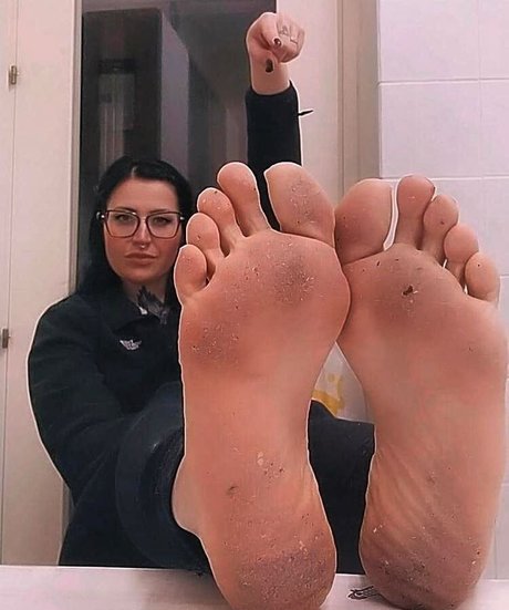 Foto desnuda filtrada de OnlyFans de Lucrezia Domina