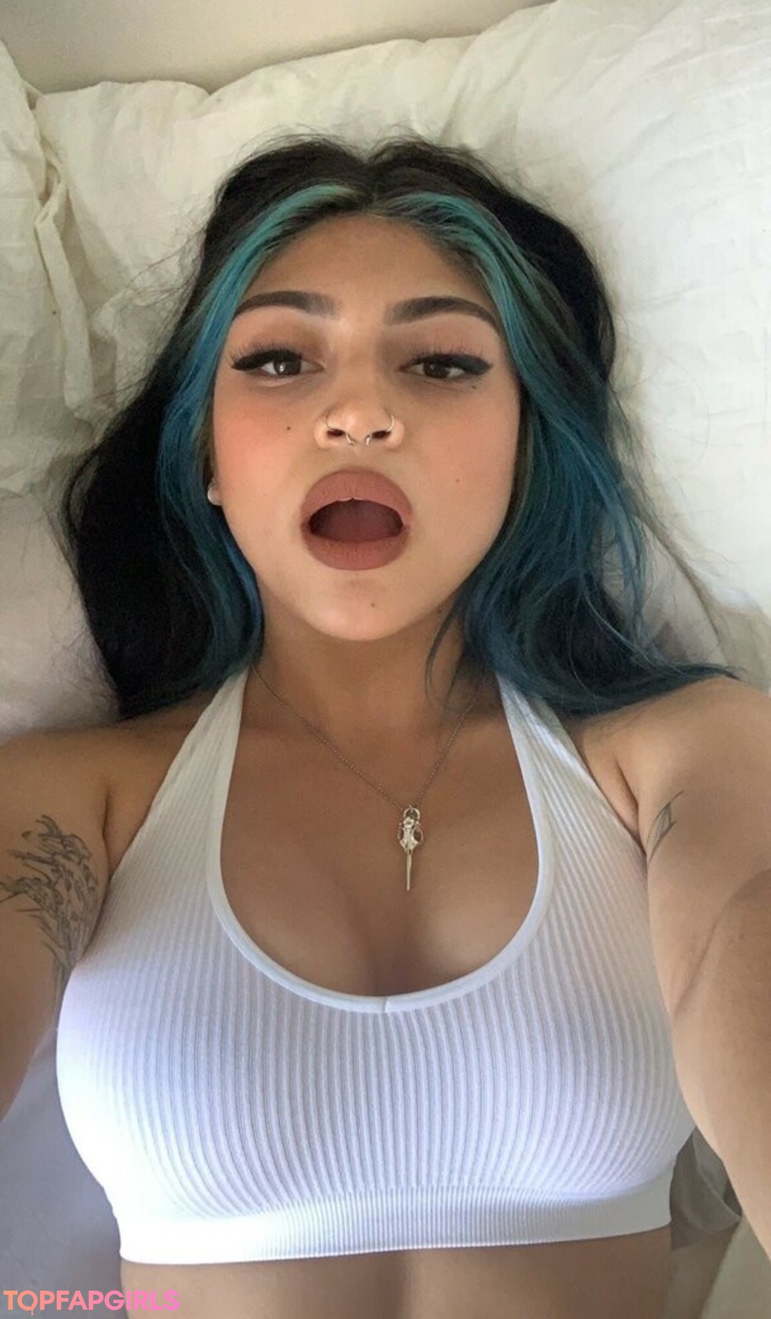 Foto desnuda filtrada de OnlyFans de Deathlessley #95 Foto desnuda filtrada de OnlyFans de Deathlessley #95