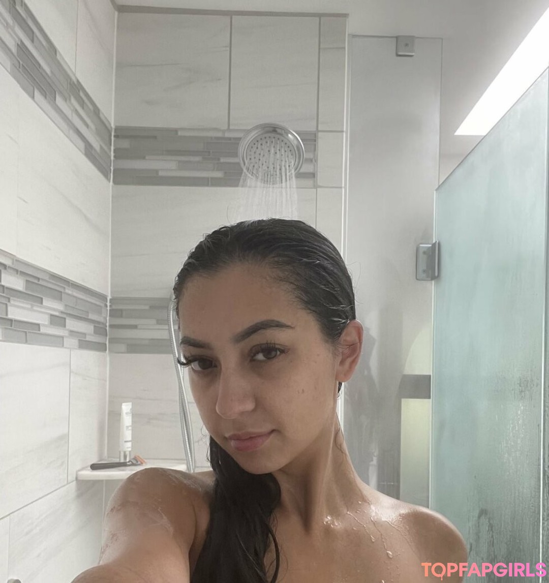 Foto desnuda filtrada de OnlyFans de Lil Asian Princess #140 Foto desnuda filtrada de OnlyFans de Lil Asian Princess #140