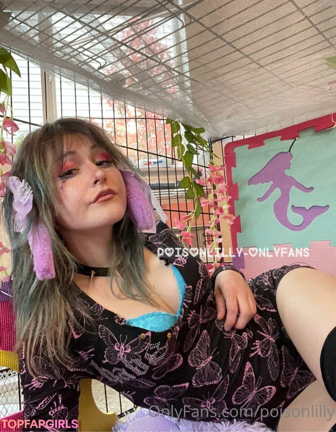 Foto desnuda filtrada de OnlyFans de Poisonlilly #19 Foto desnuda filtrada de OnlyFans de Poisonlilly #19