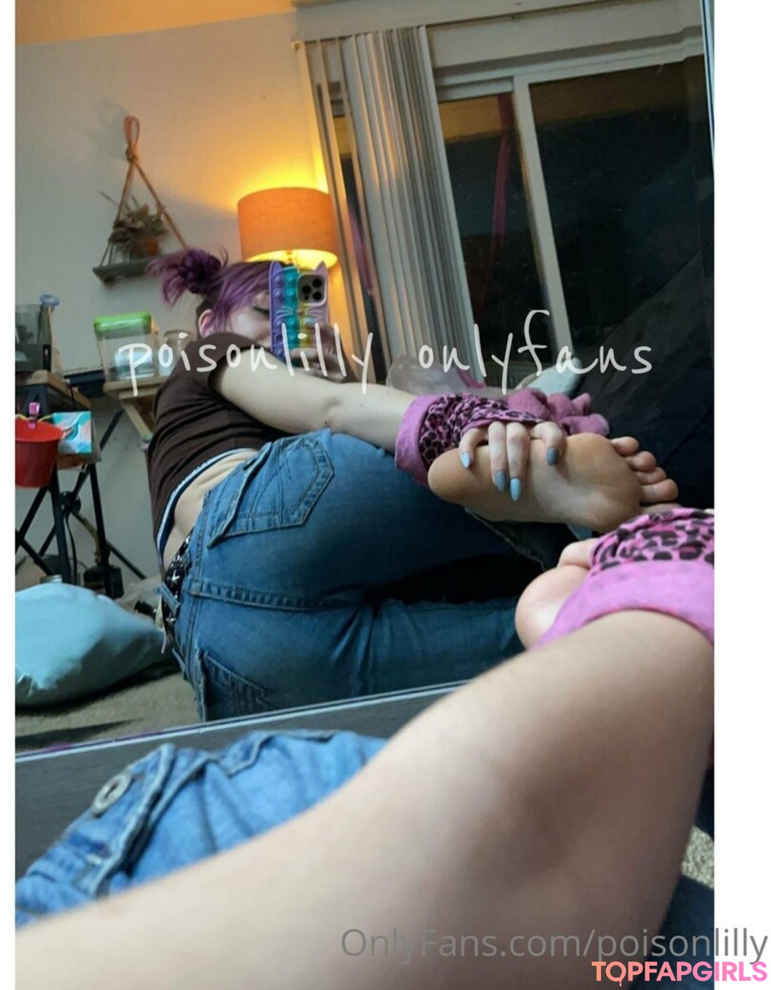 Foto desnuda filtrada de OnlyFans de Poisonlilly #92 Foto desnuda filtrada de OnlyFans de Poisonlilly #92