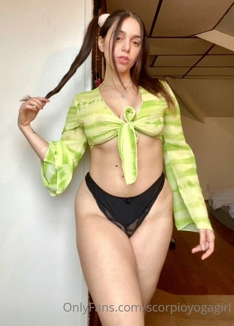 Foto desnuda filtrada de OnlyFans de Bendy Lola