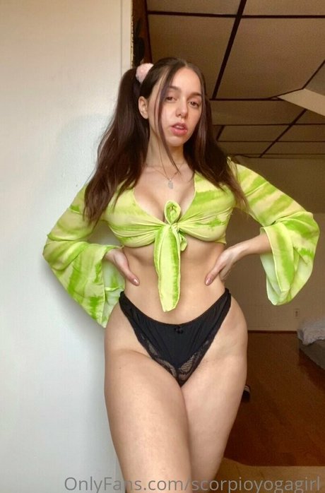 Bendy Lola