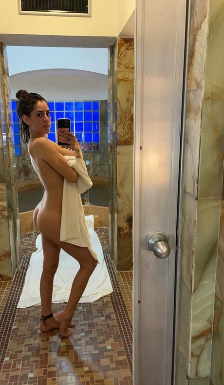 Foto desnuda filtrada de OnlyFans de Lalalapony