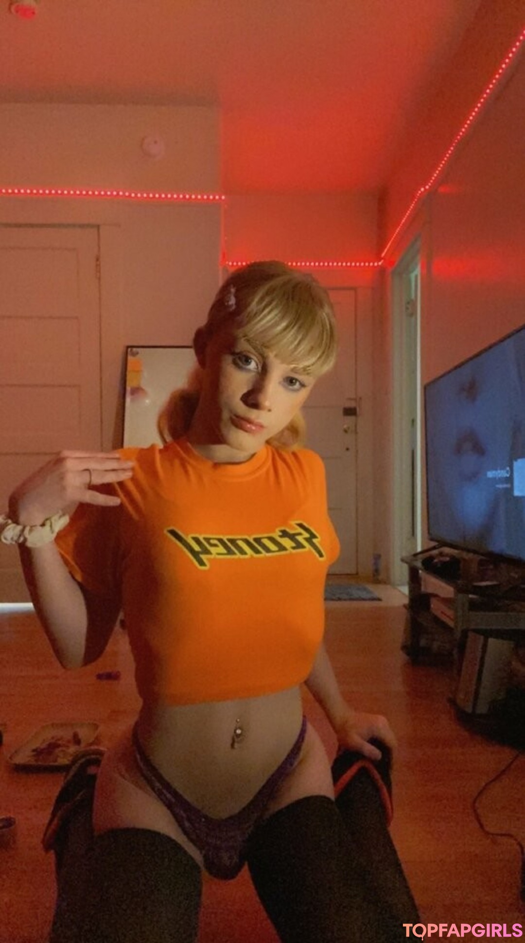 Foto desnuda filtrada de OnlyFans de Kholexcake #113 Foto desnuda filtrada de OnlyFans de Kholexcake #113