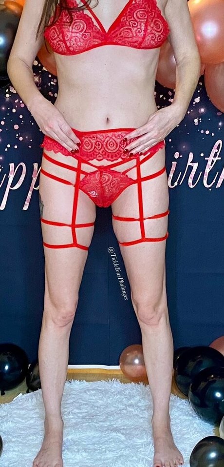 Goddess_tickle