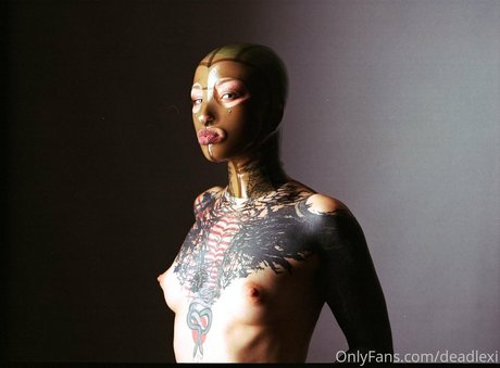 Foto desnuda filtrada de OnlyFans de Deadlexi
